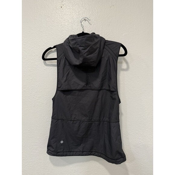 LULULEMON FUL ZIP HOOD TWO FRONT ZIP POCKETS WINDBREAKER VEST JACKET SIZE 4 - Picture 5 of 7